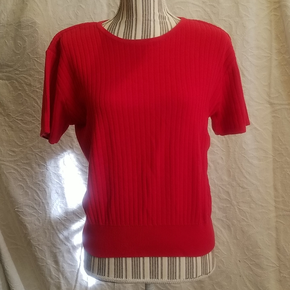 Liz Clairborne Short sleeved sweater